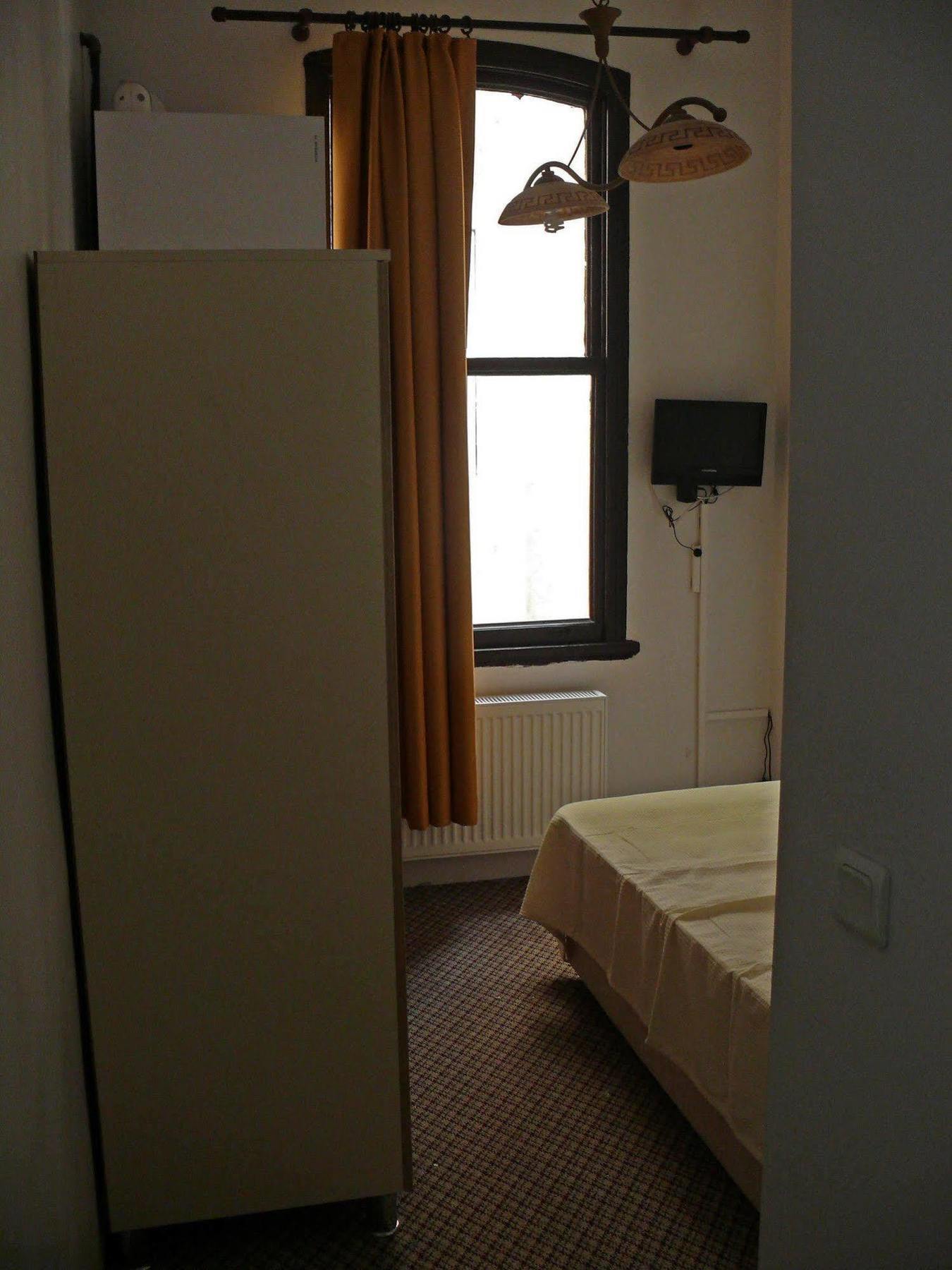 Budak Aparthotel