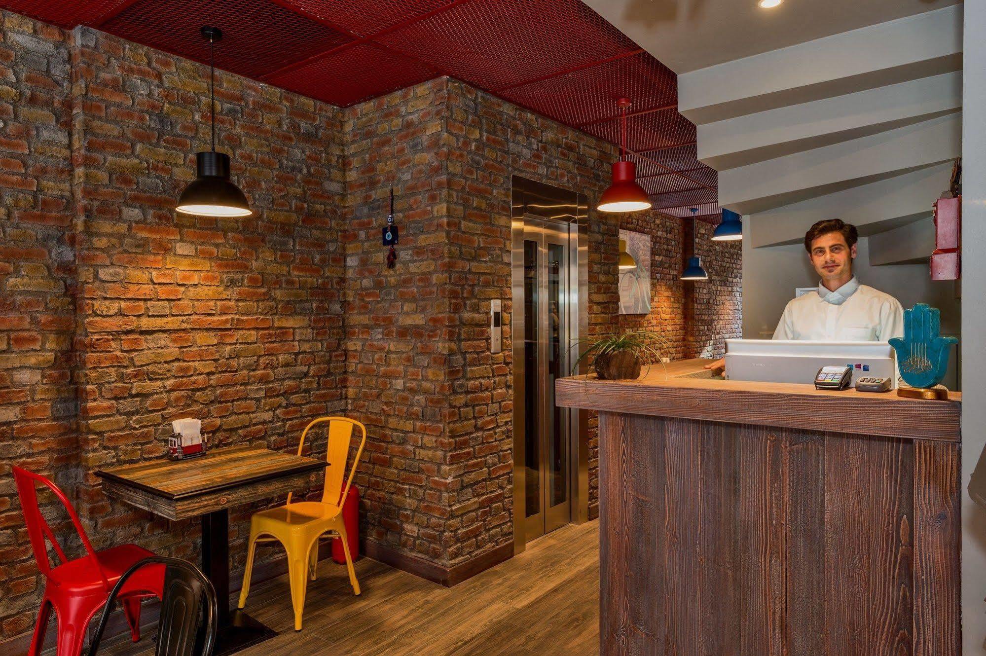 Hotel Taksim Nis - Istiklal Street 3*