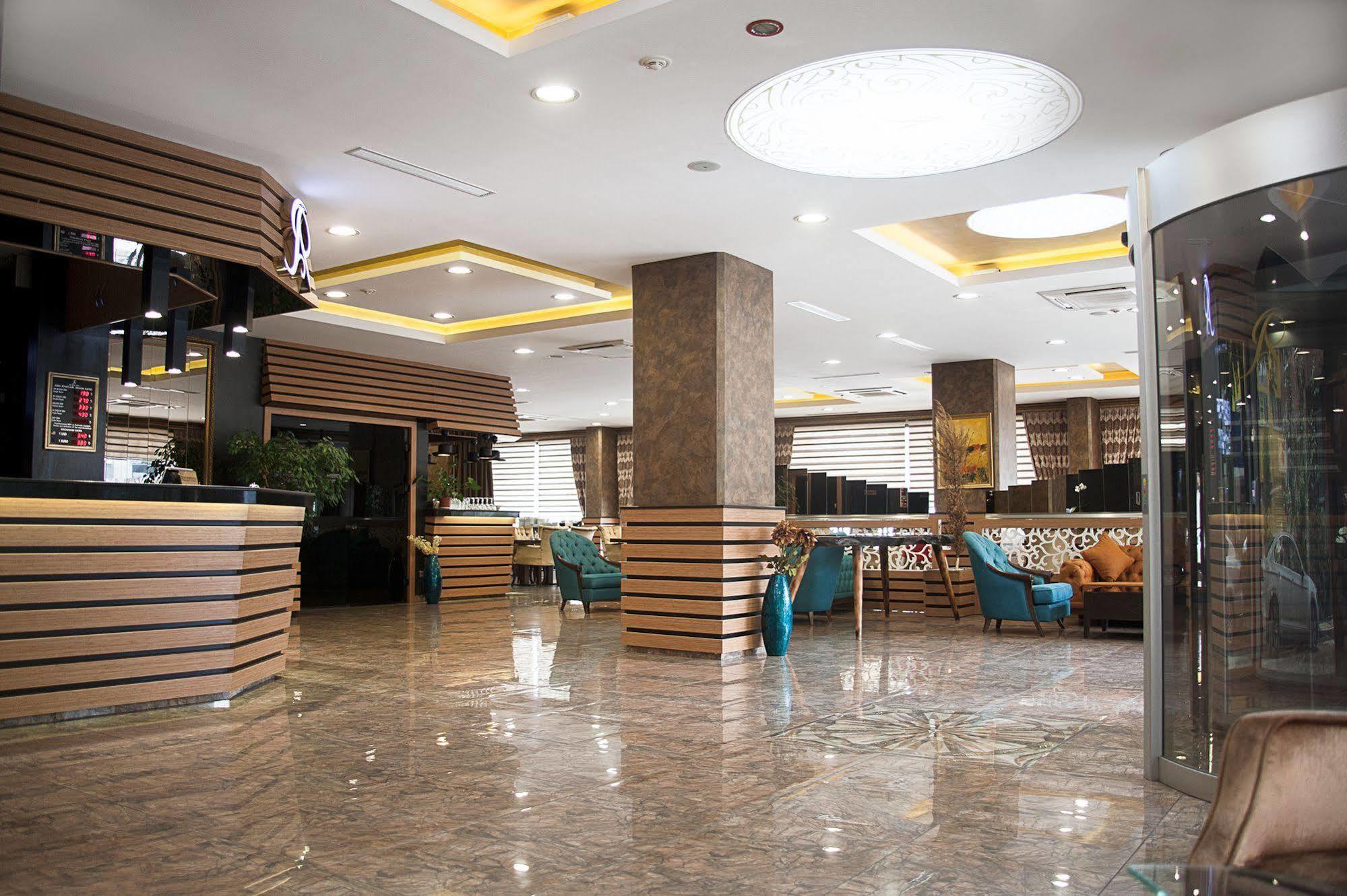 Hotel The Rise Aron Business Merter