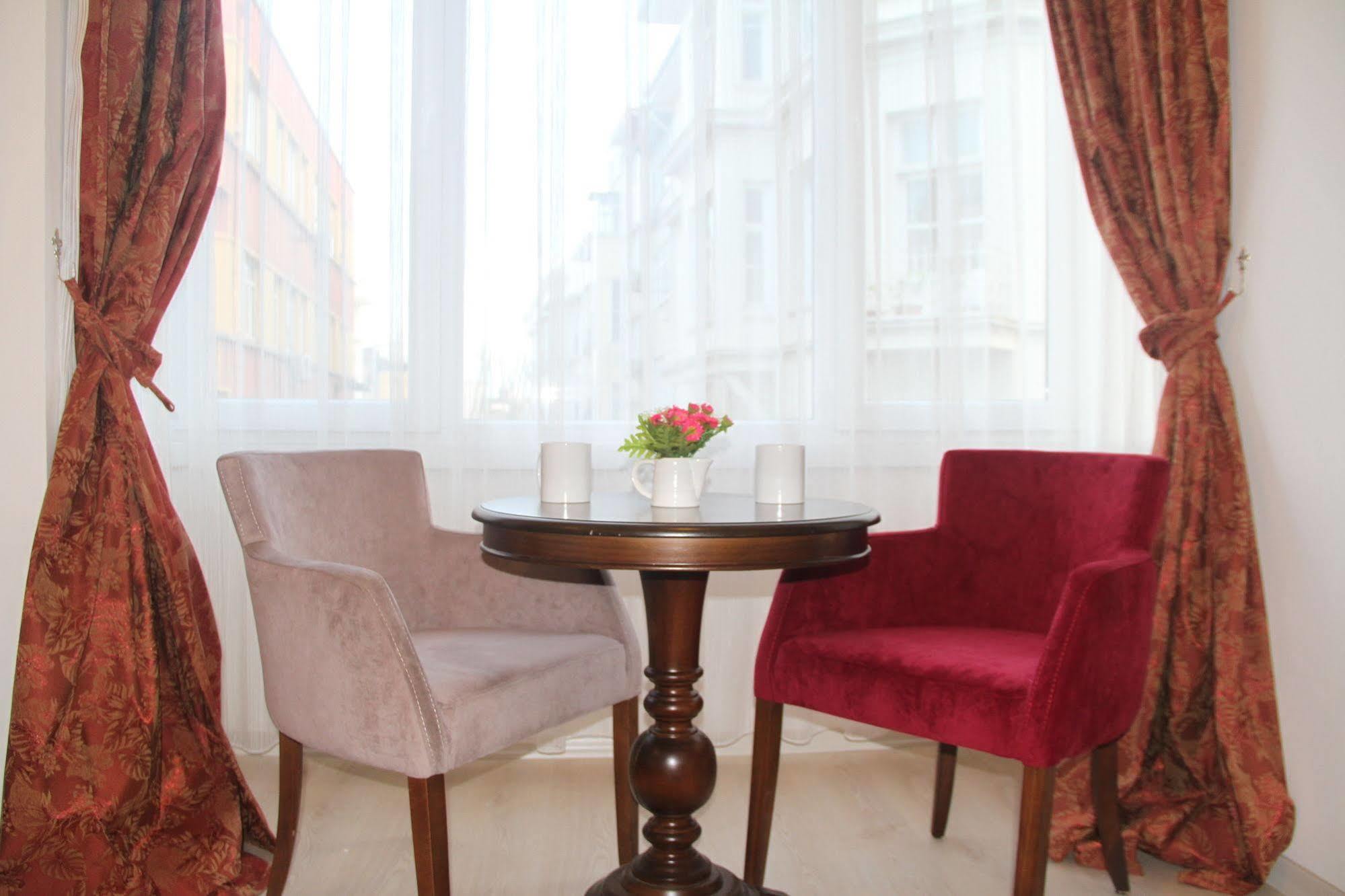 Hotel Oldmile Palace