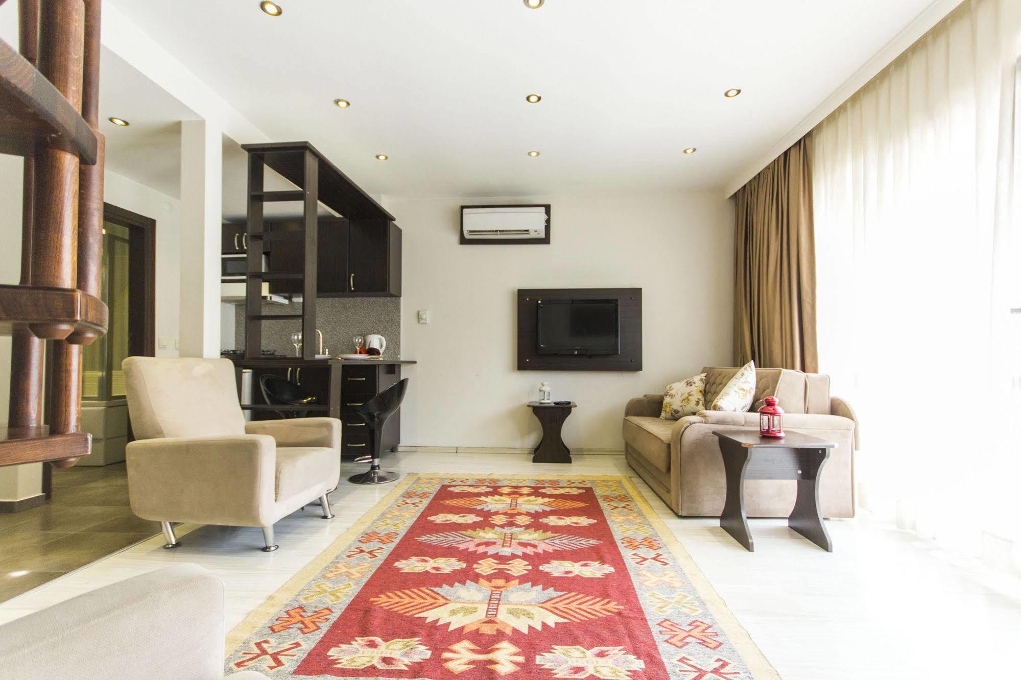 Aytur Suites Harbiye Aparthotel 2*