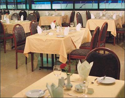 Hotel Aden 3*