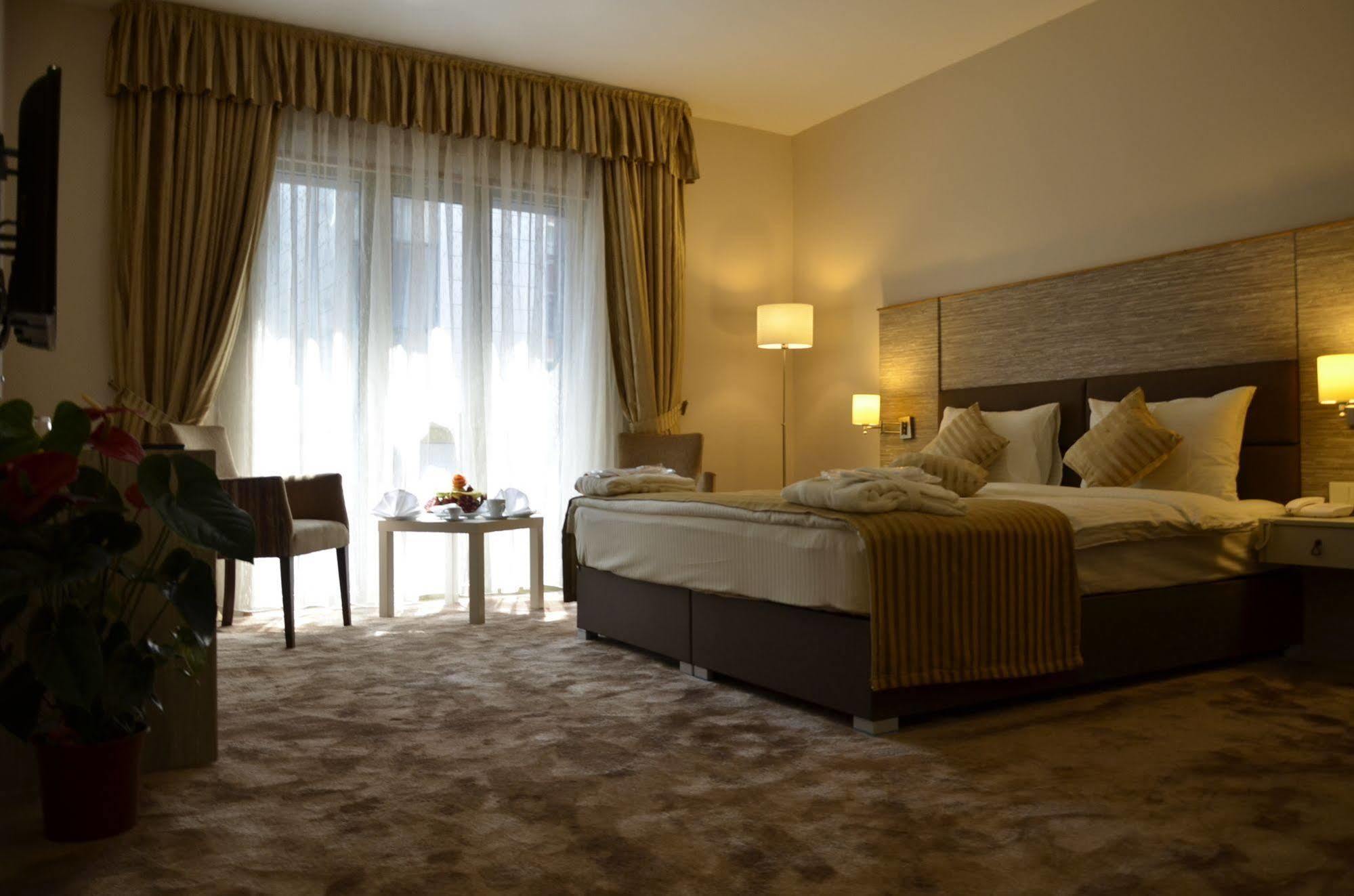 Hotel Orya