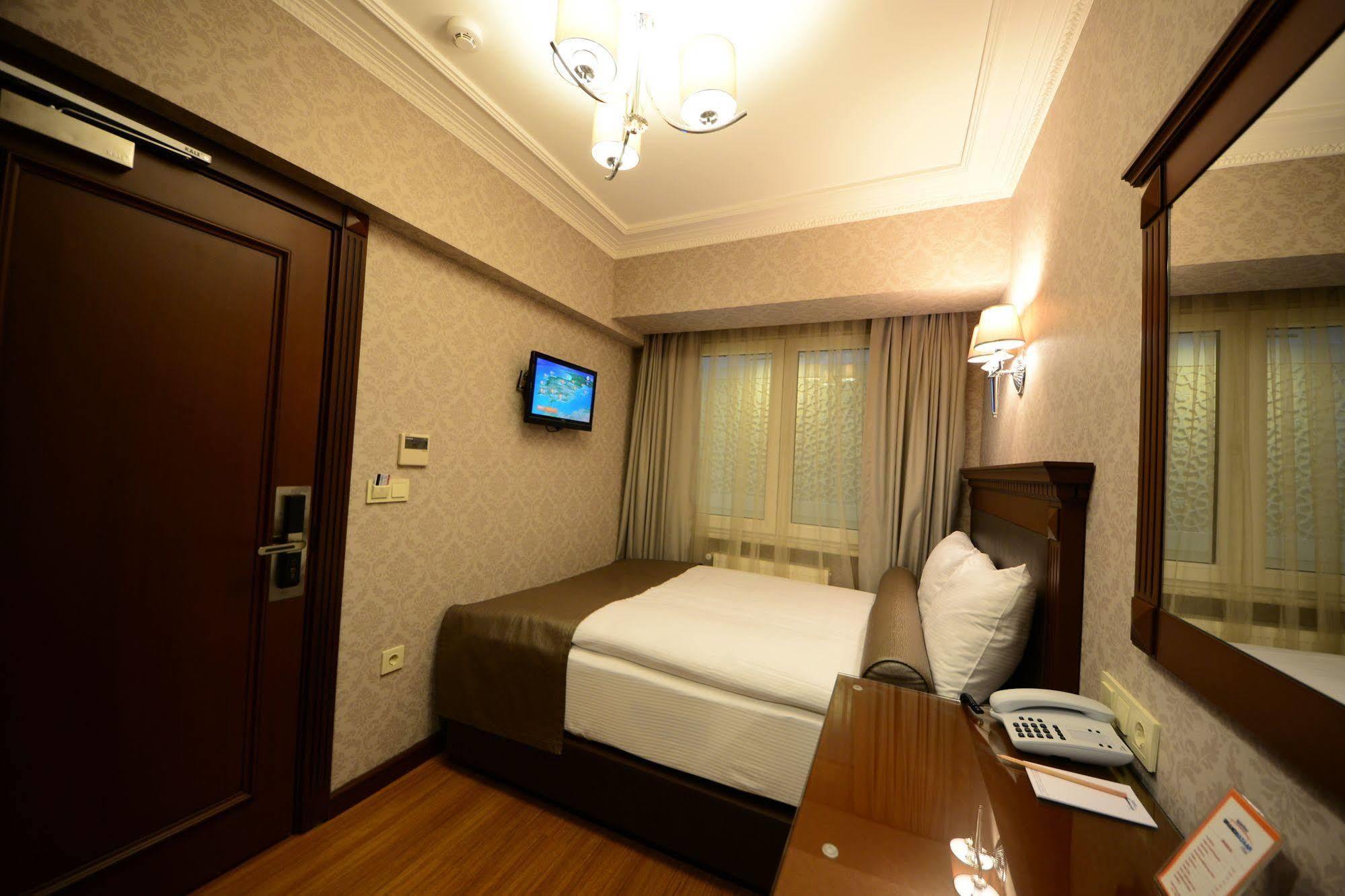 Grand Bazaar Hotel