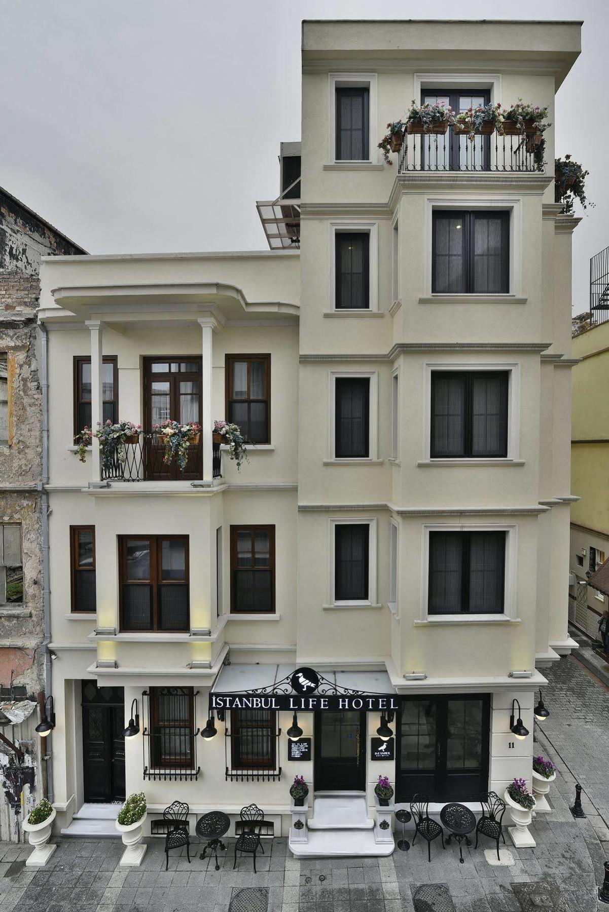 Hotel Life 4*