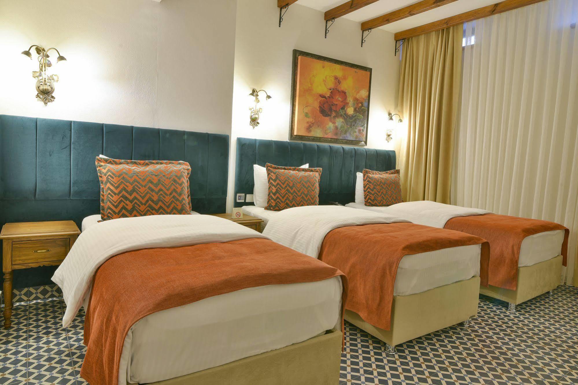 Life Hotel