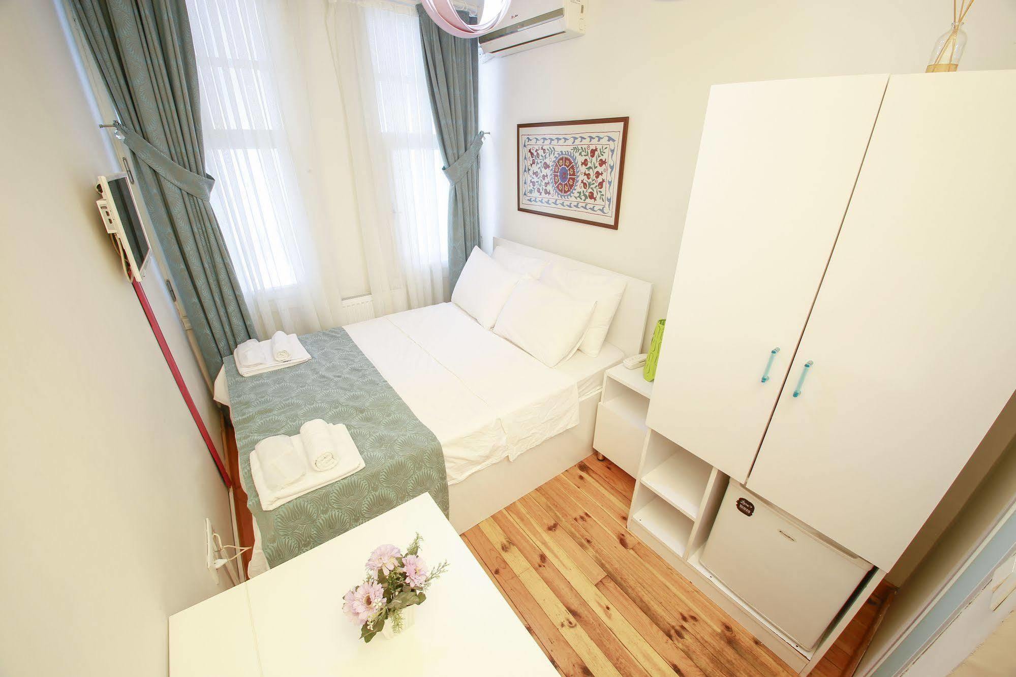 Lale Ortaköy 3*