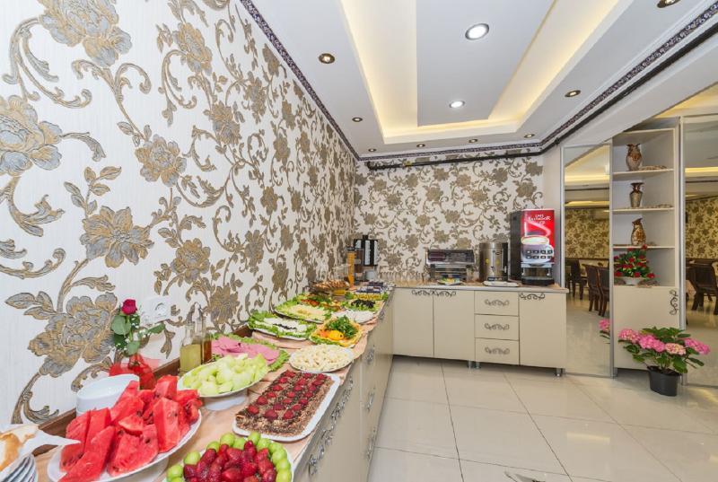 Hotel Raimond 3*