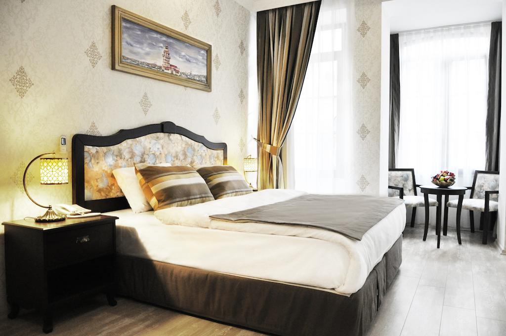 Taksim House 3*