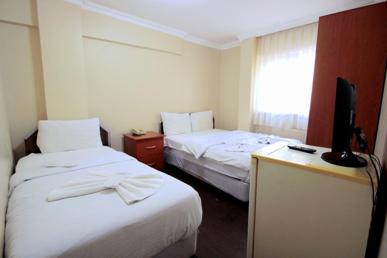 Metro Hotel 2*
