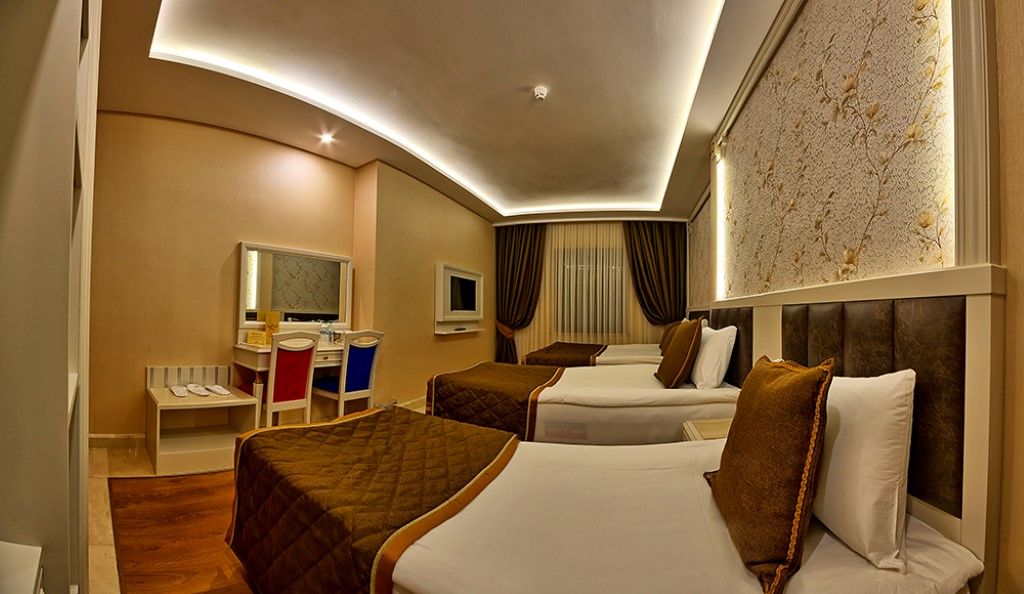 Samir Deluxe Hotel 4*