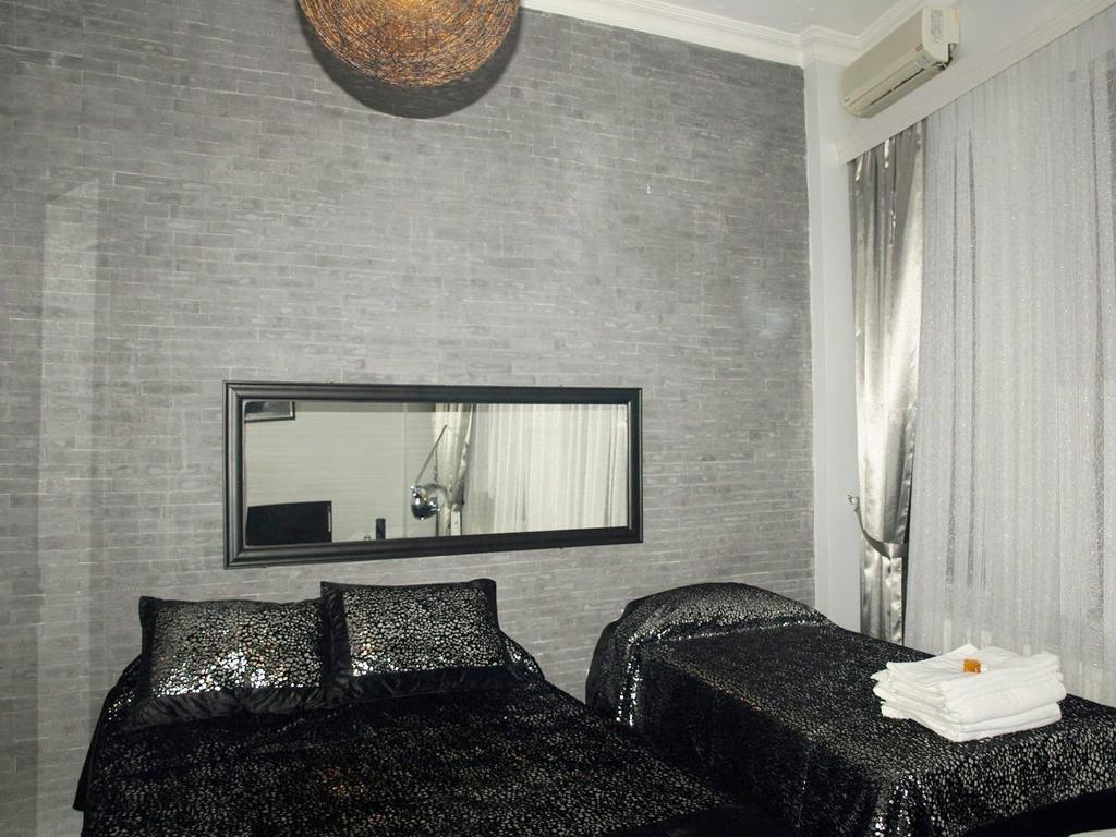 Esra Sultan Petrol 3*
