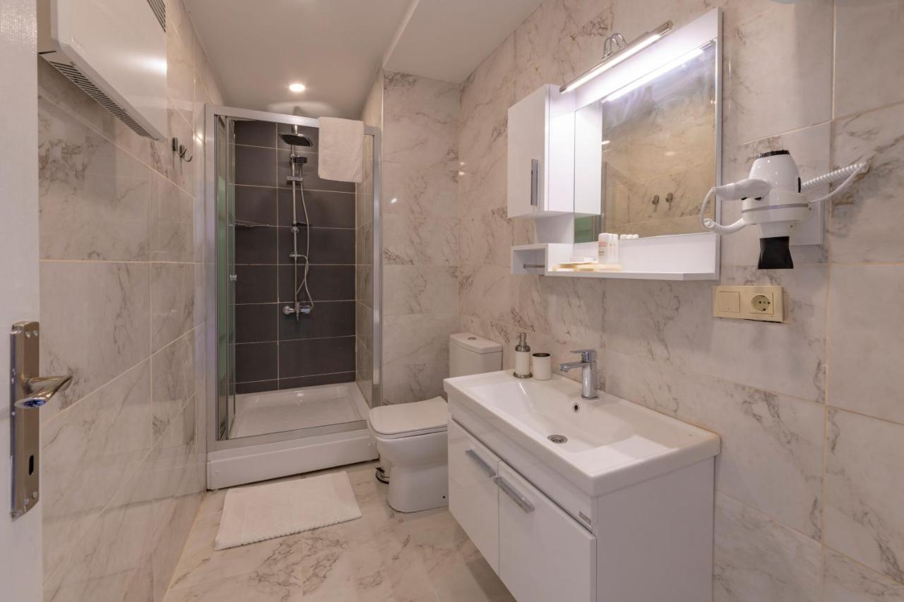 Feri Hotel