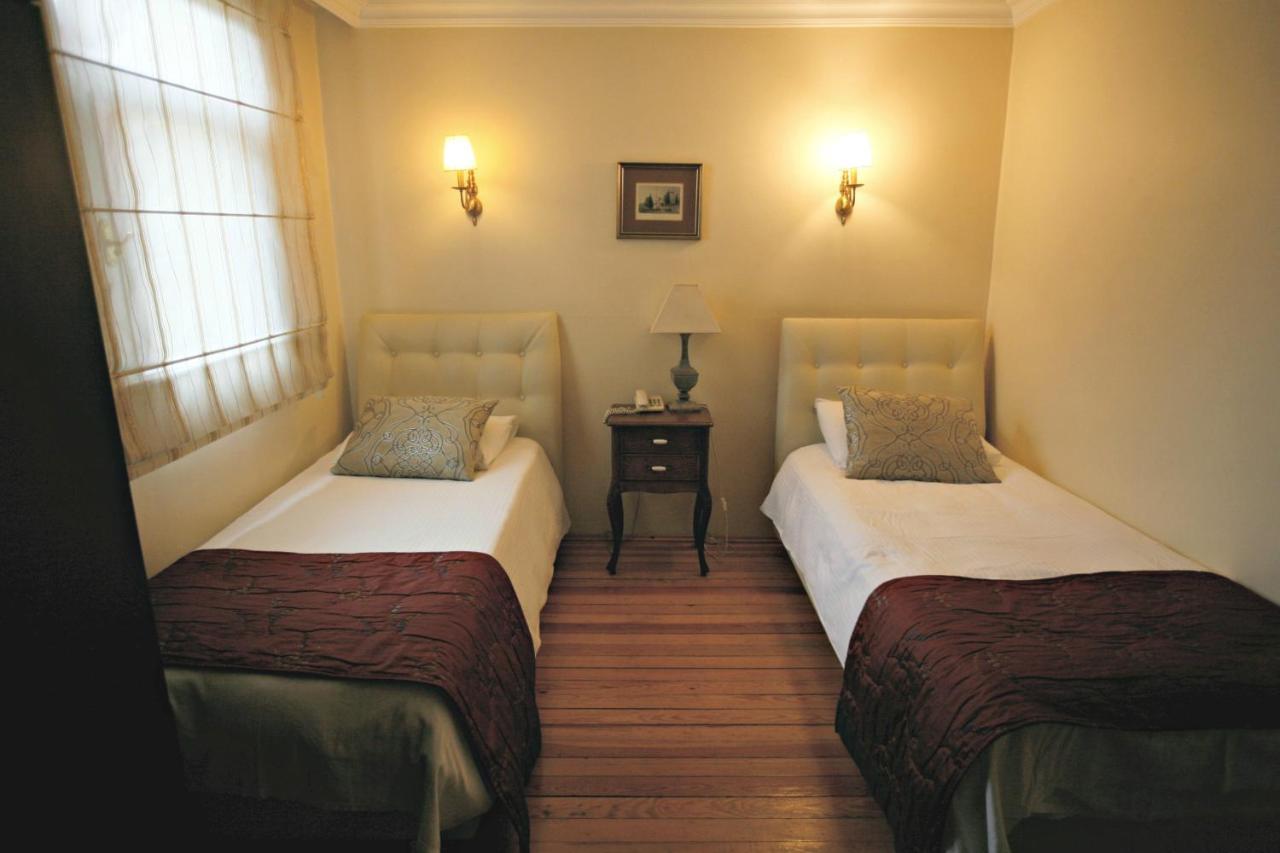 Otel Uyan-special Category