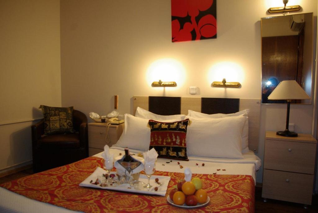 Hotel Esra Sultan Petrol 3*
