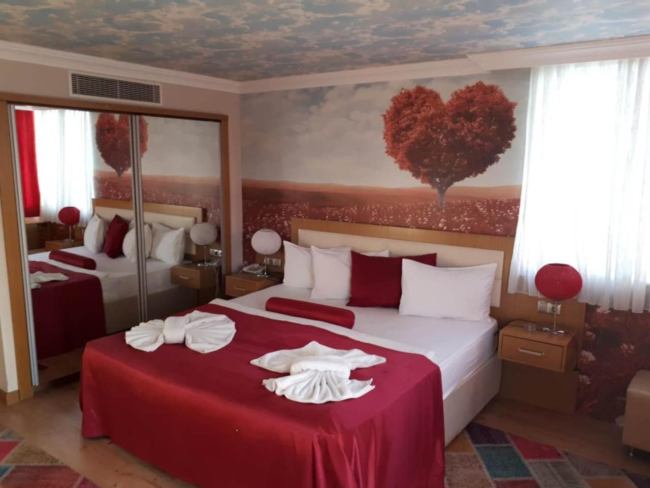 Grand Zentrum & Cafe Restaurant - Taksim Square 3*