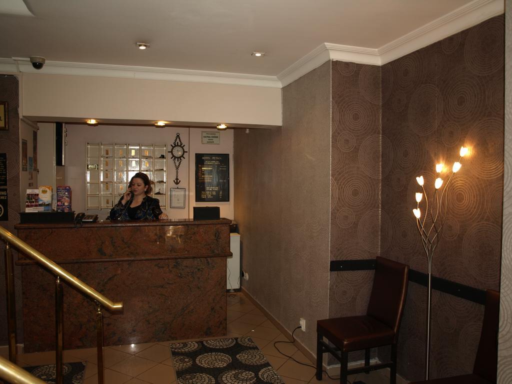 Hotel Esra Sultan Petrol 3*