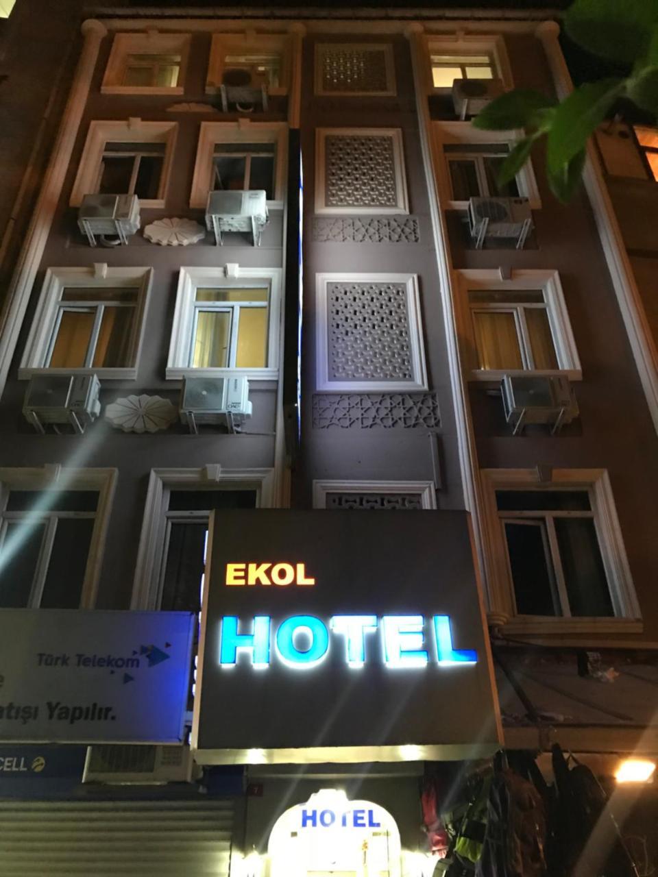 Hotel Ekol 2*