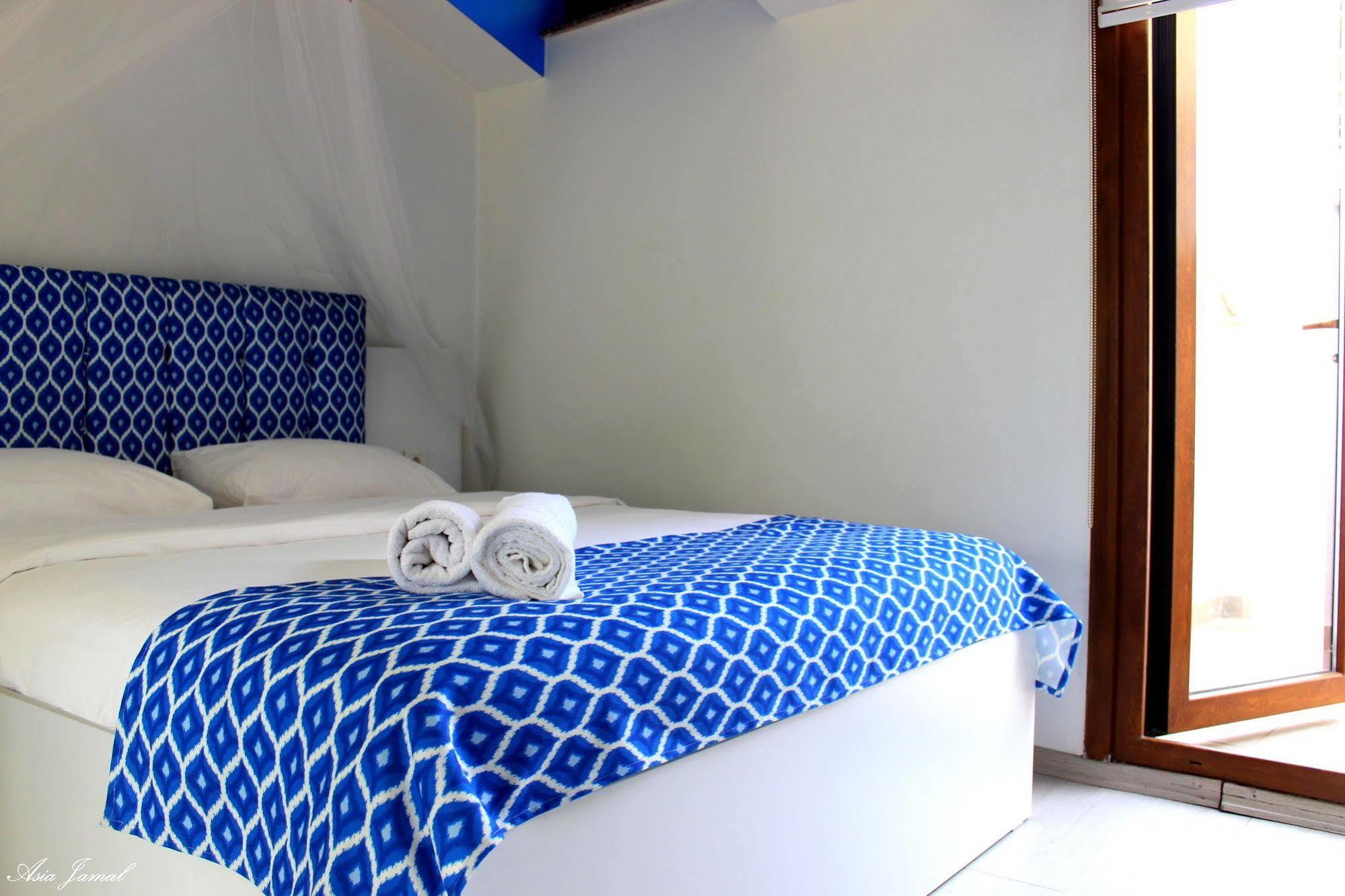 Aparthotel Almond Hill