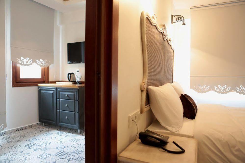 Oriella Hotel 5*