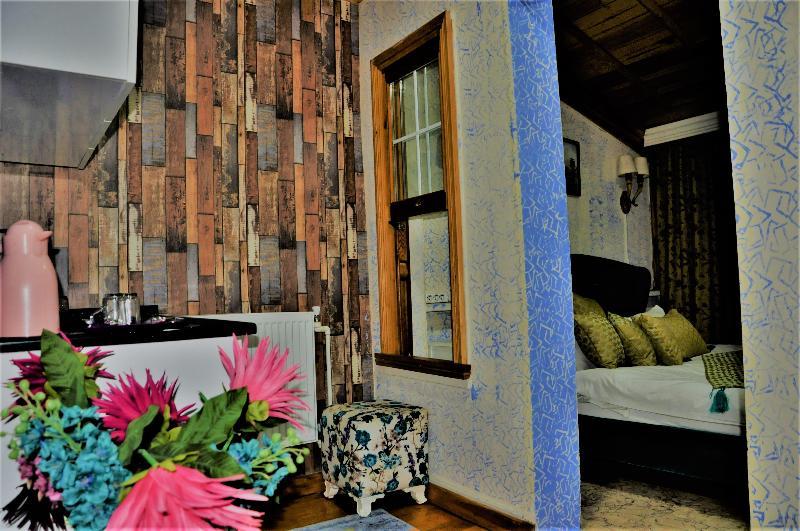 Otel The Trip Old 3*