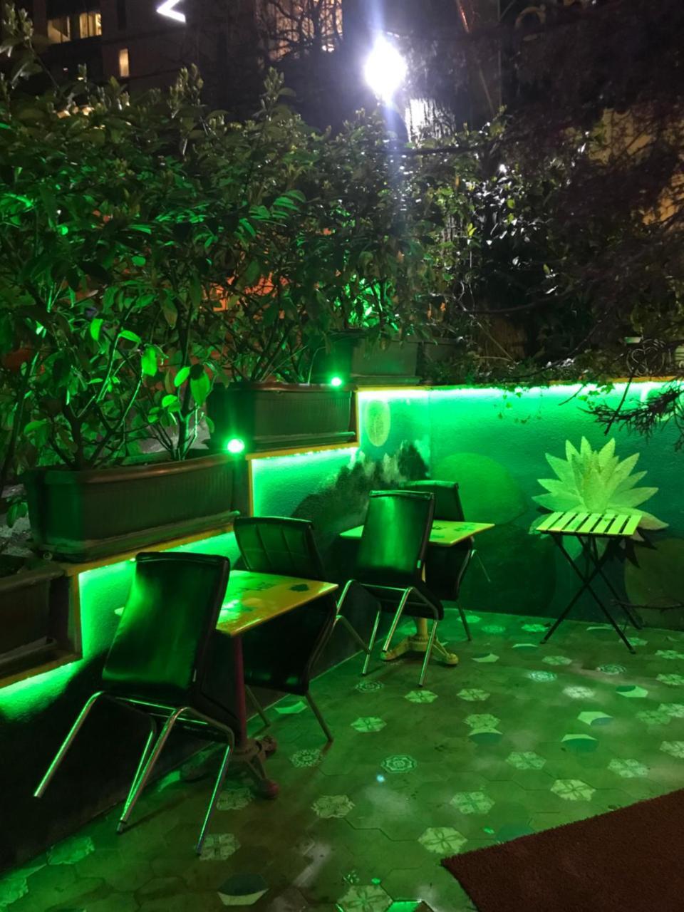 Aparthotel Almond Hill