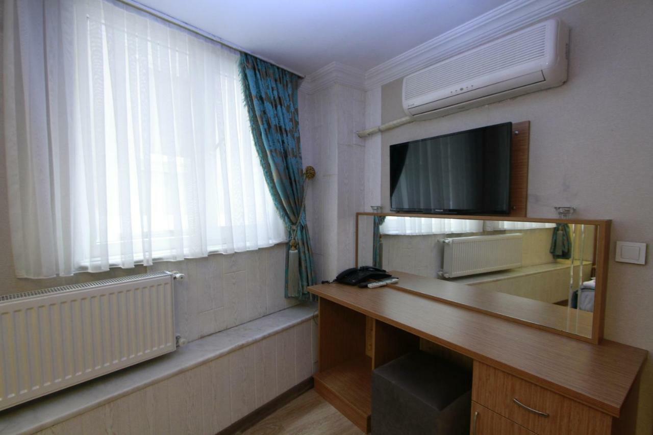 Agora Boutique & Bistro Hotel