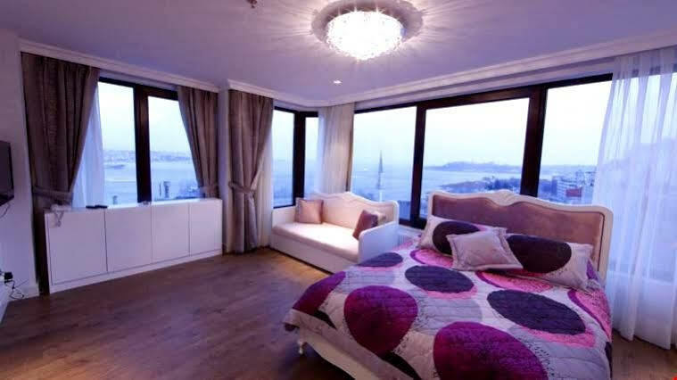 Molton Kabatas Istanbul