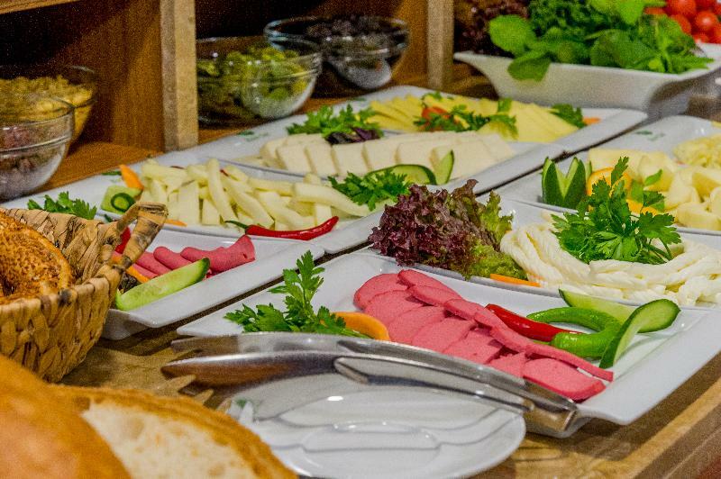 Otel Bizim