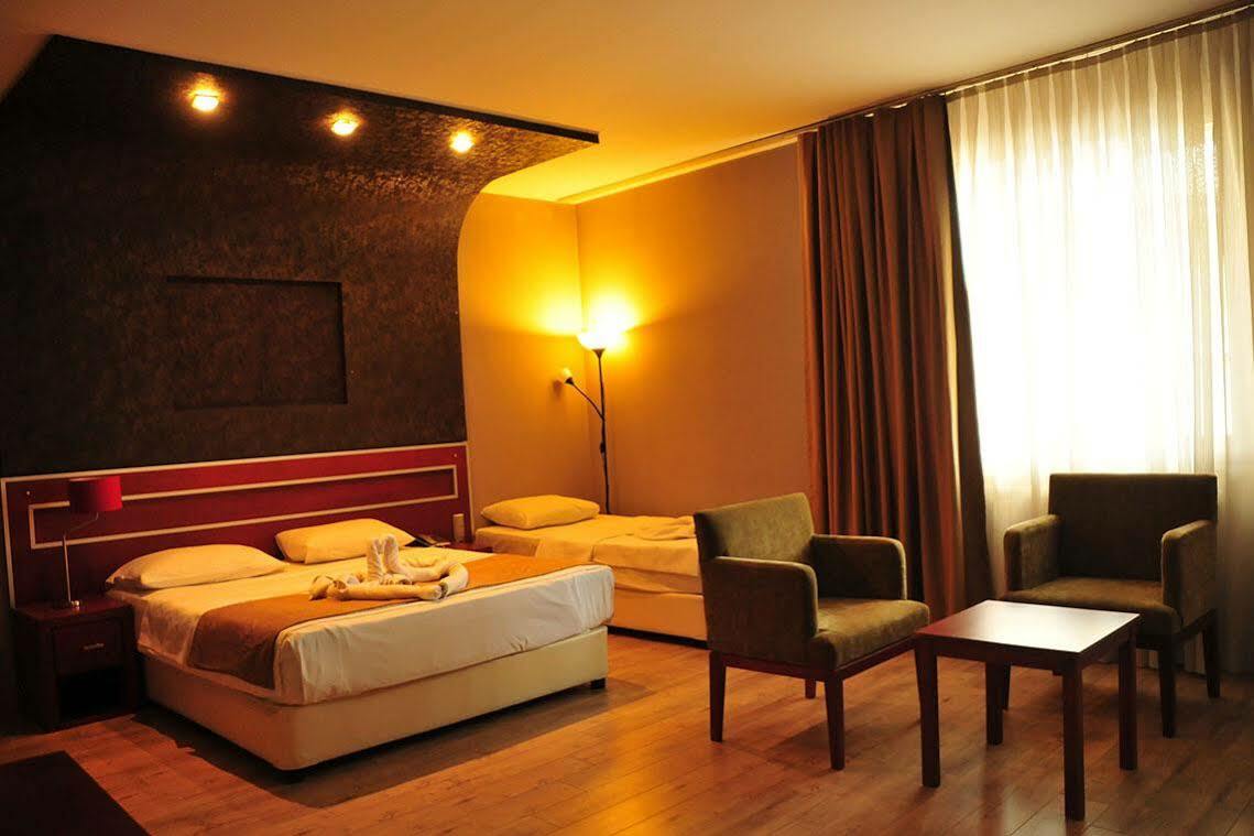 Dragos Restaurant Hotel 3*