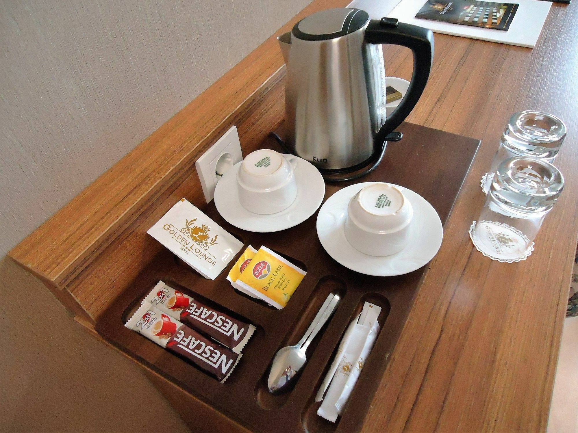 Golden Lounge Hotel 3*