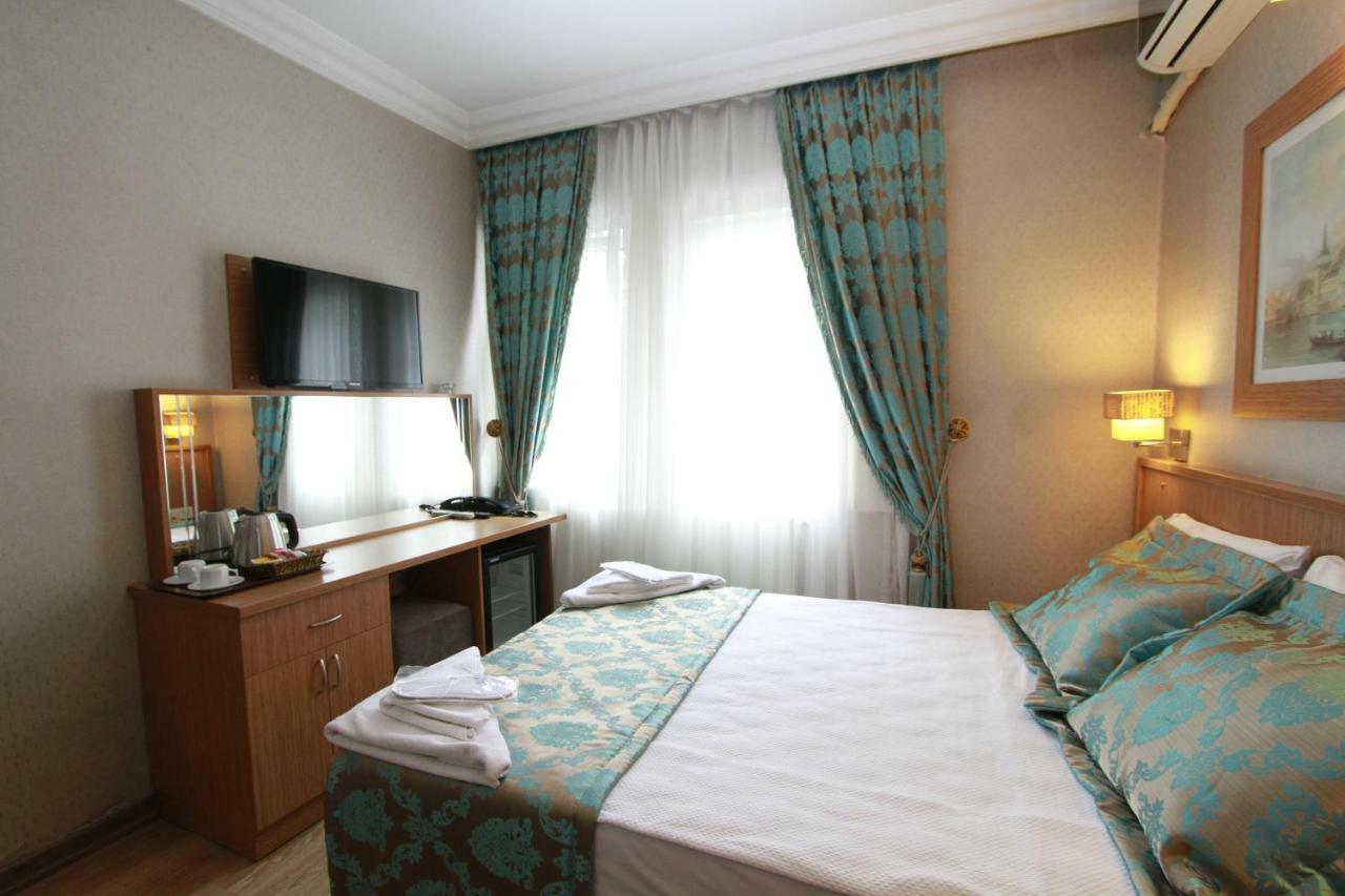 Hotel Agora Boutique & Bistro 3*