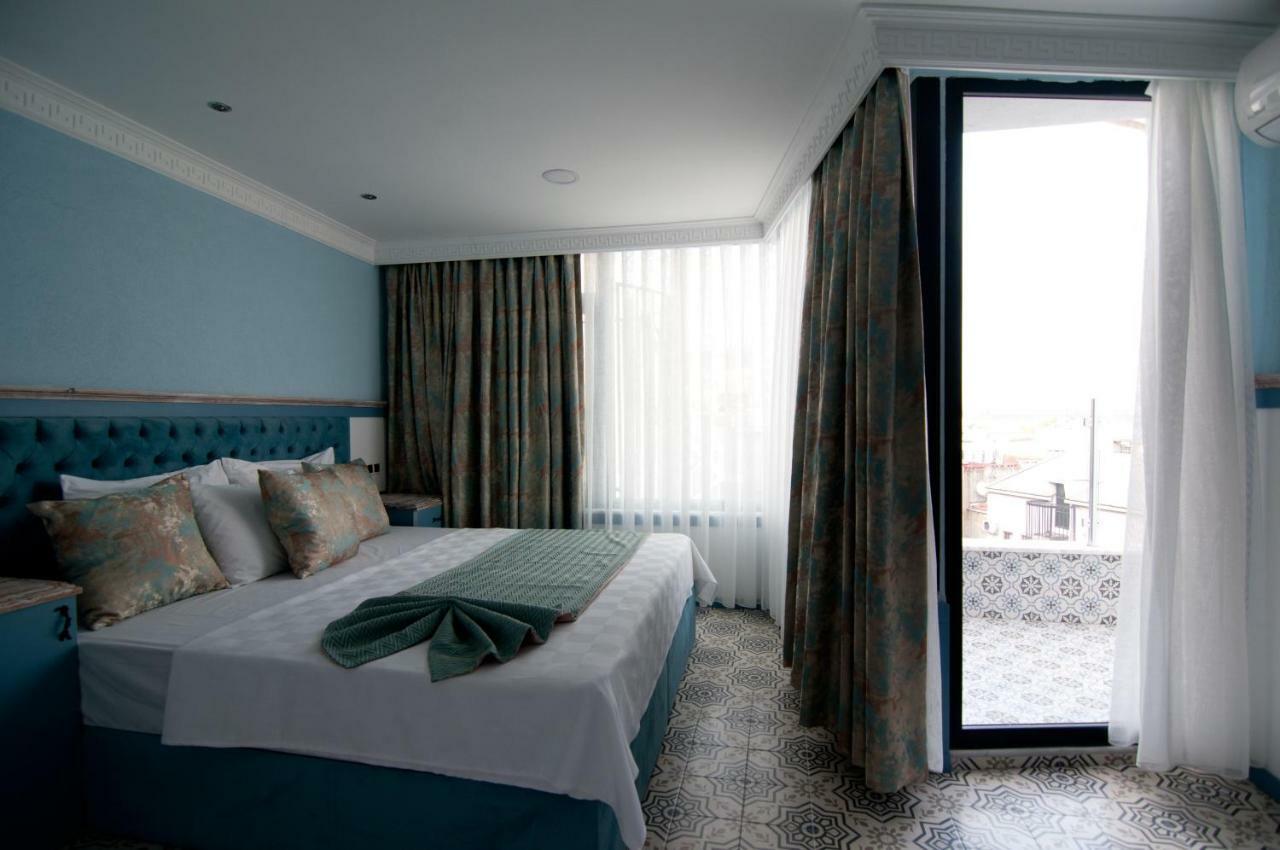 Hotel Center Hill 2*