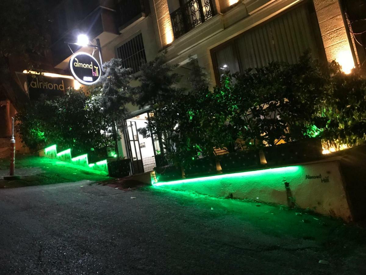 Aparthotel Almond Hill 2*