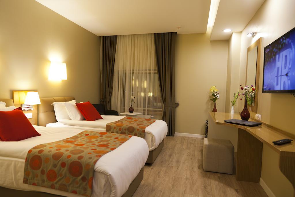 Hotel Grand Plaza