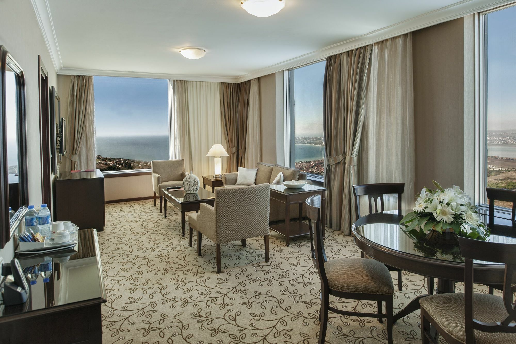 Kaya Fair & Convention Hotel 5*