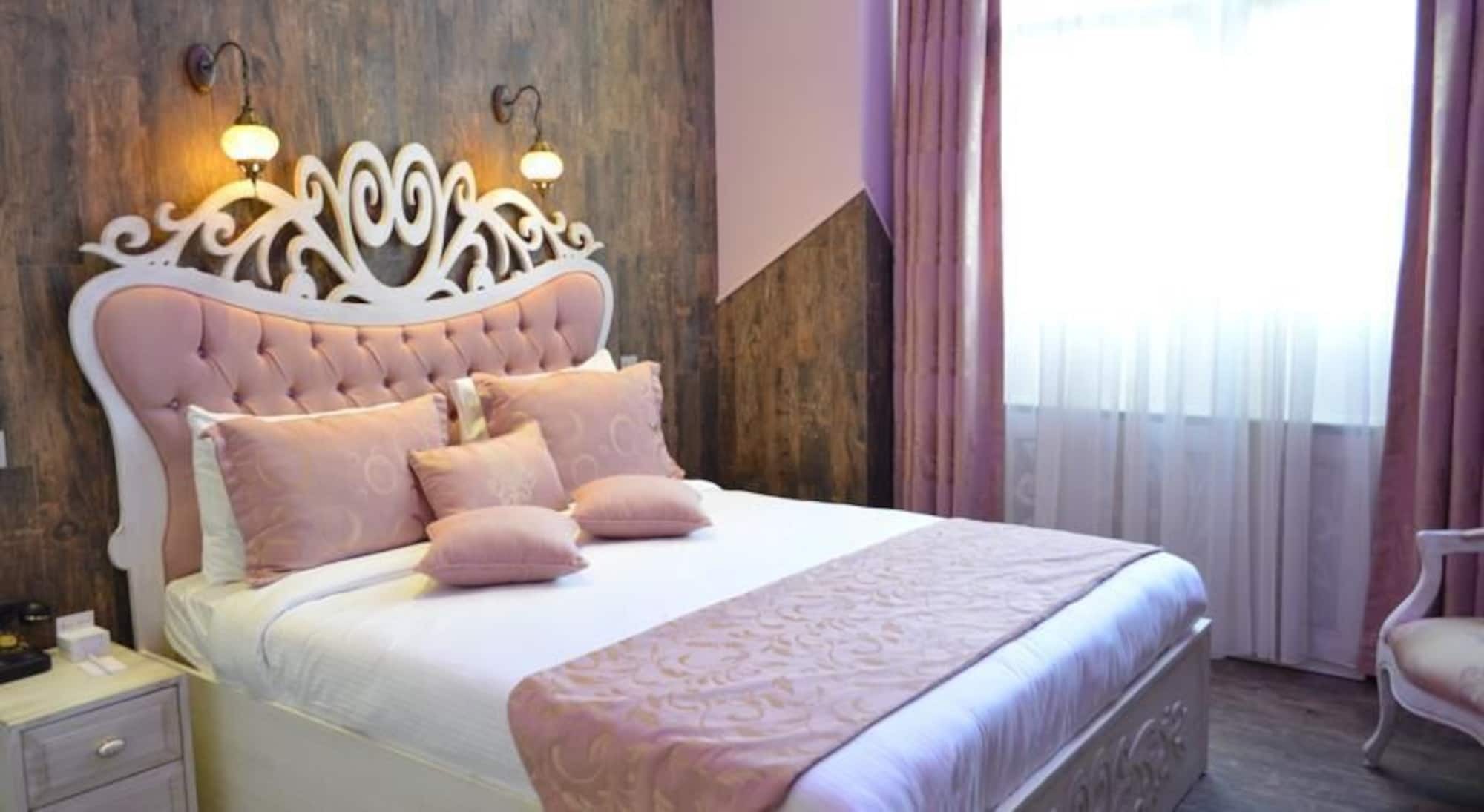 Hotel Elegance 4*