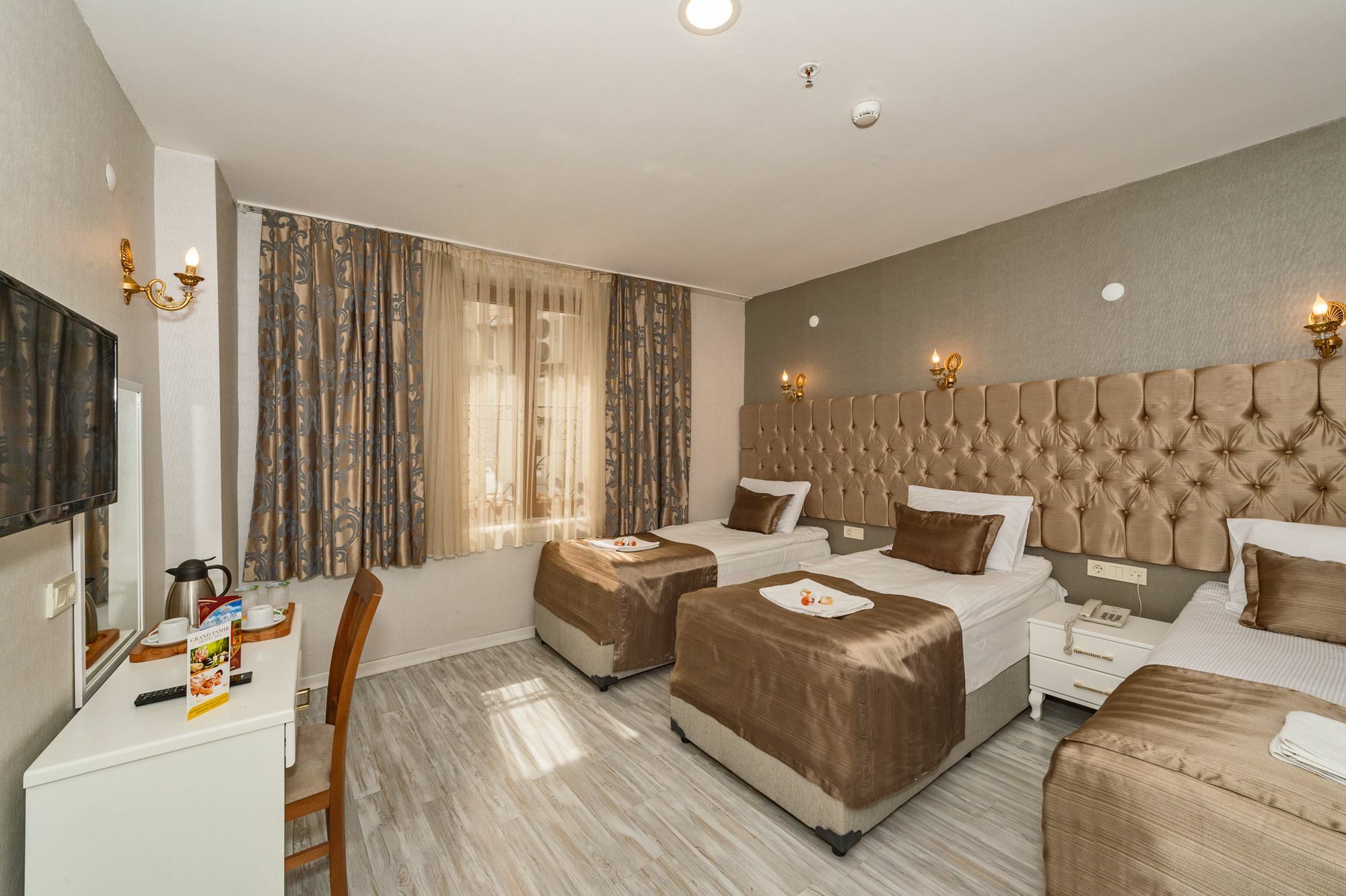 Otel Grand Pamir