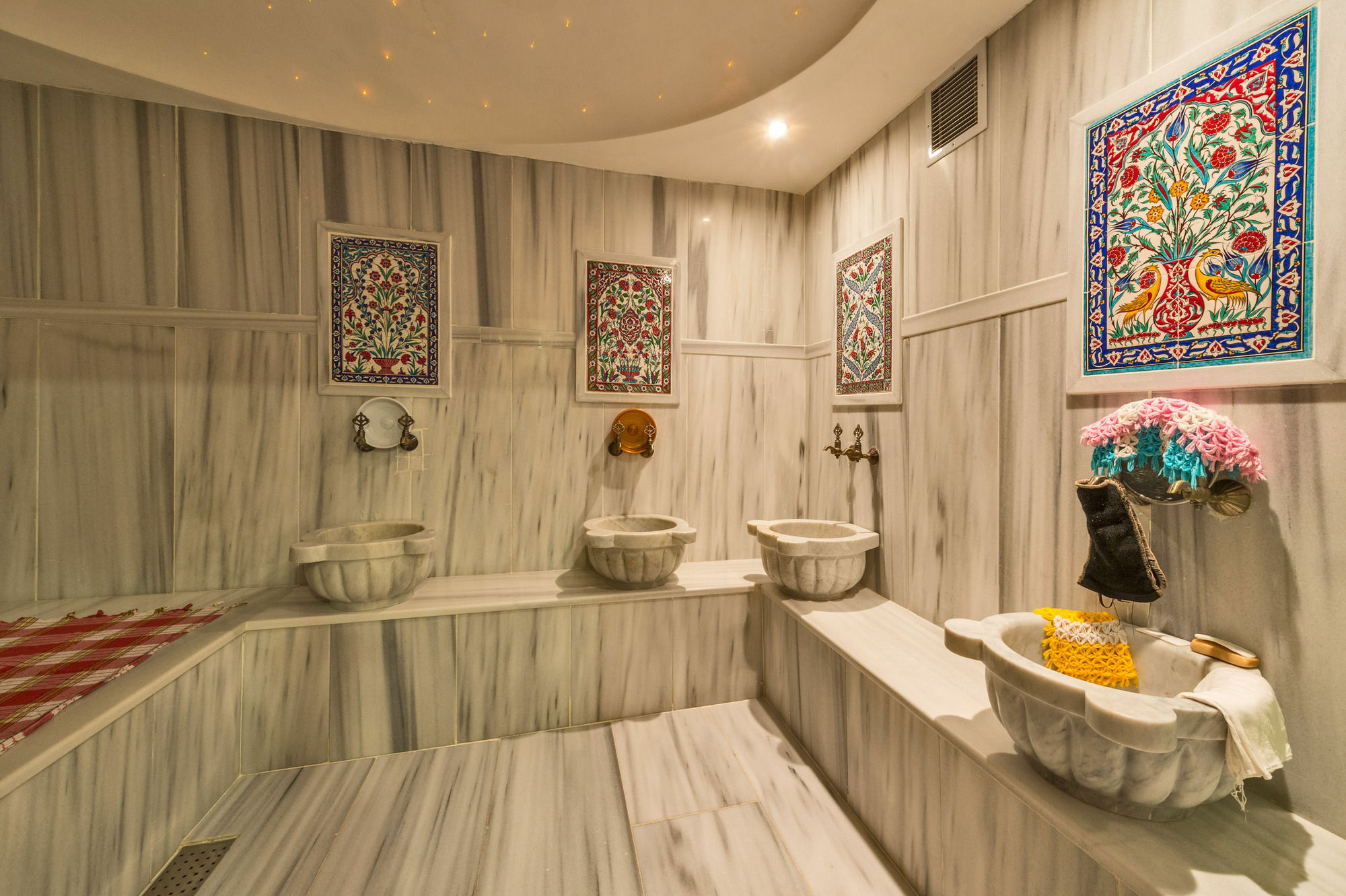 Grand Pamir Otel 3*