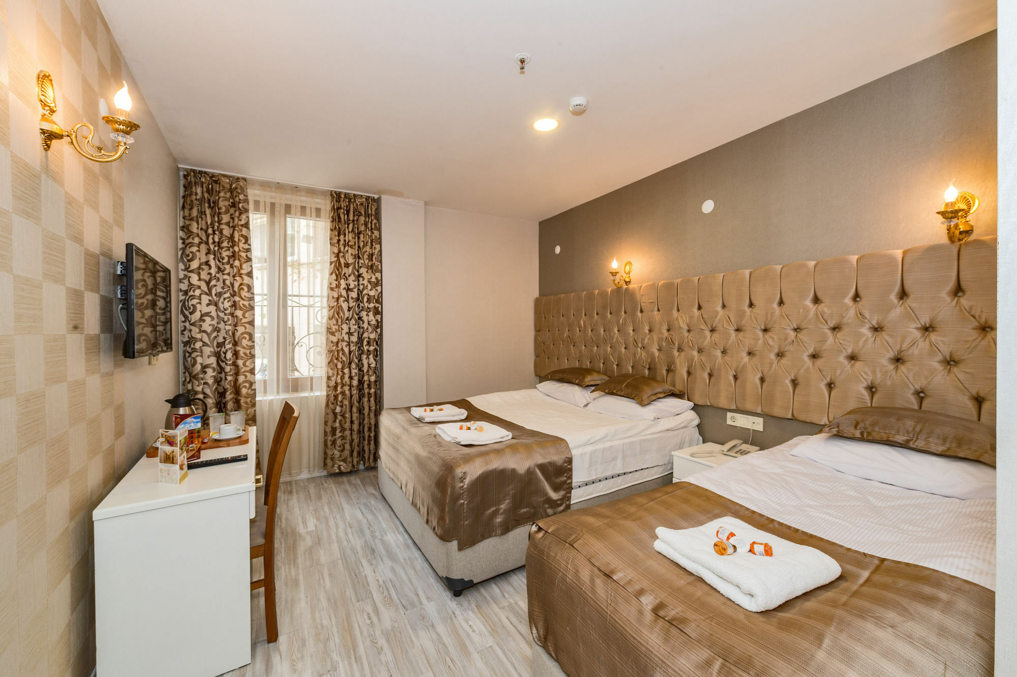 Grand Pamir Otel 3*