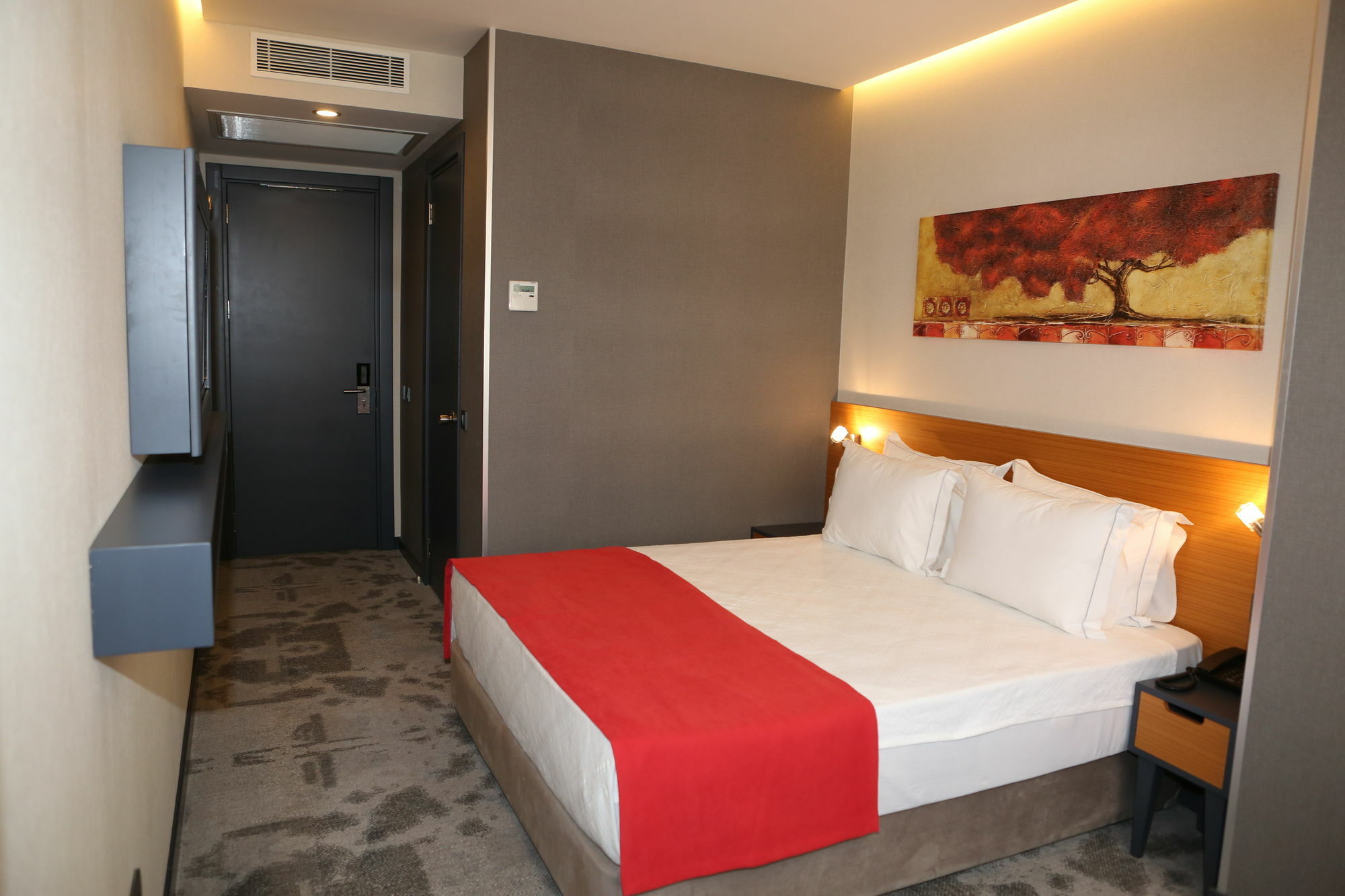 Sapko Airport 3*