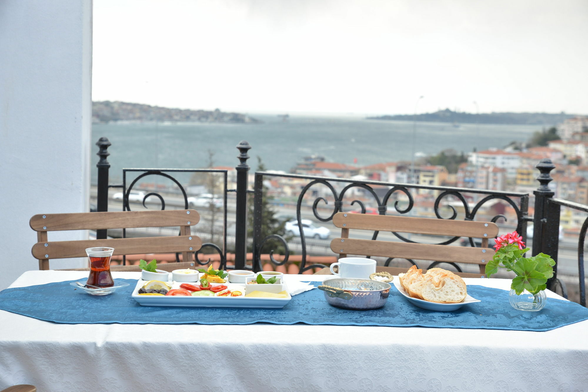 Deep Istanbul