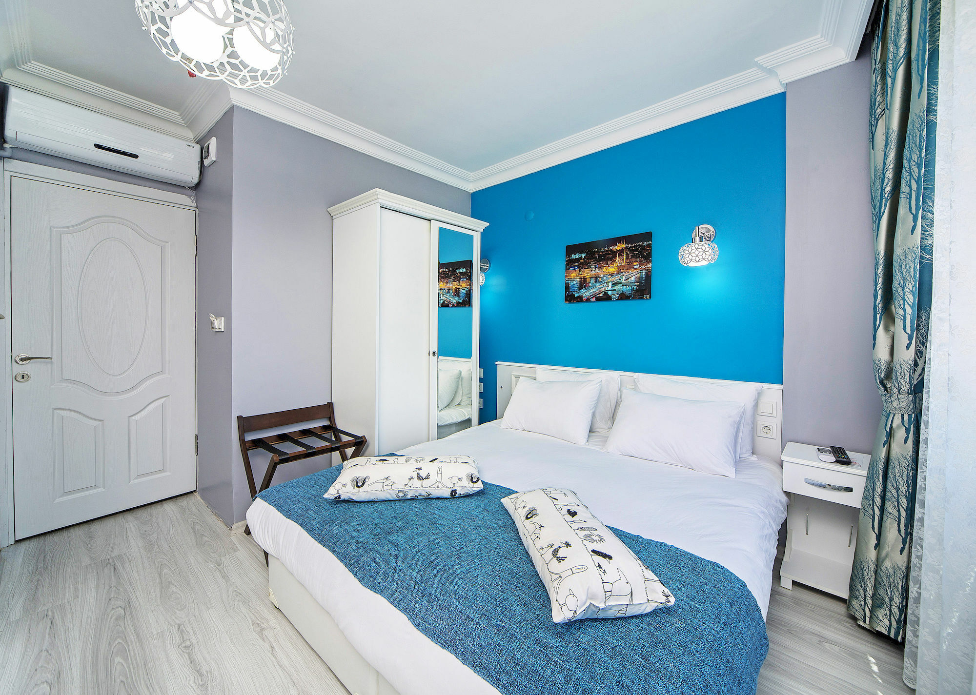Unique Otel
