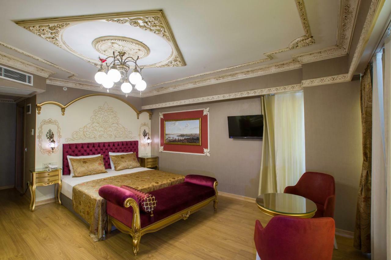 Empire Hotel 3*