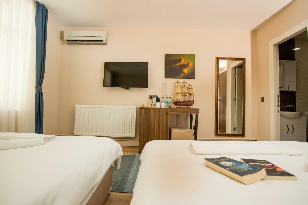 Corner Garden Hotel 2*
