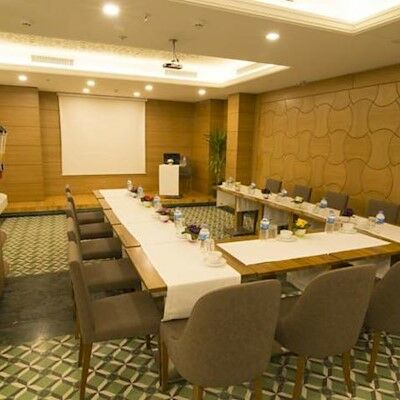 Cumbali Plaza Hotel Istanbul