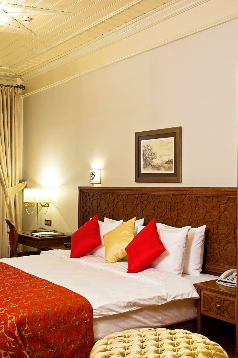 Celine - Ottoman Mansion 3*