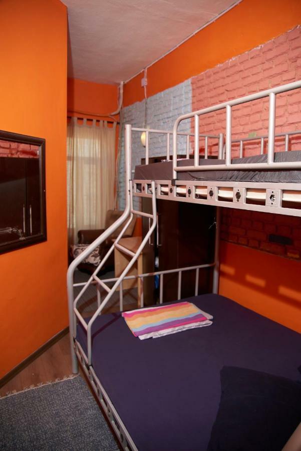 Hostel Chillout Lya & Lounge *