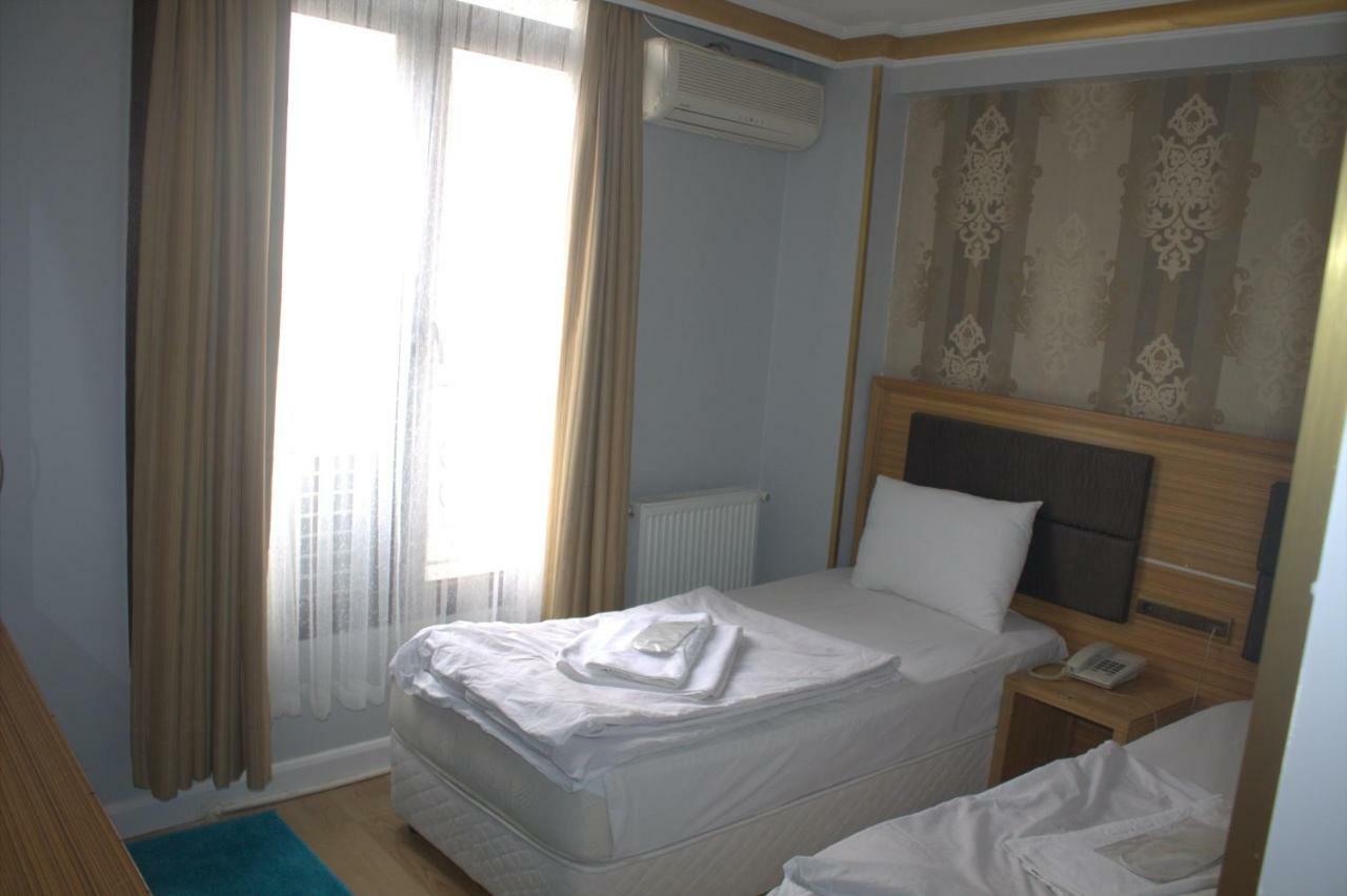 Hotel Grand Lara 2*