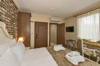 By Murat Royal Galata Hotel